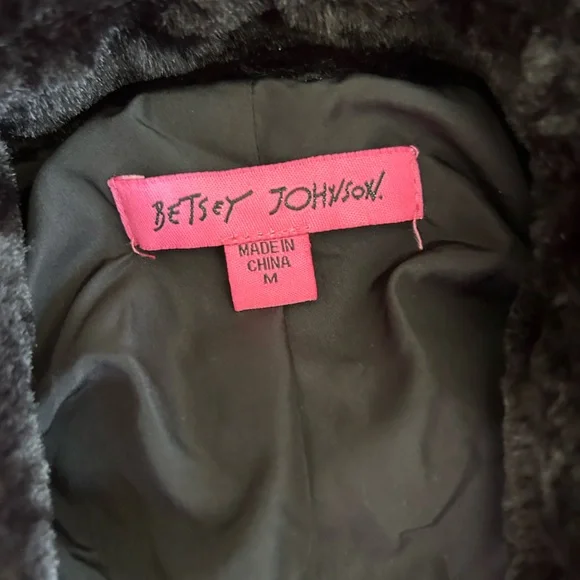 Betsey Johnson Cropped Black Teddy Jacket - Picture 10 of 12